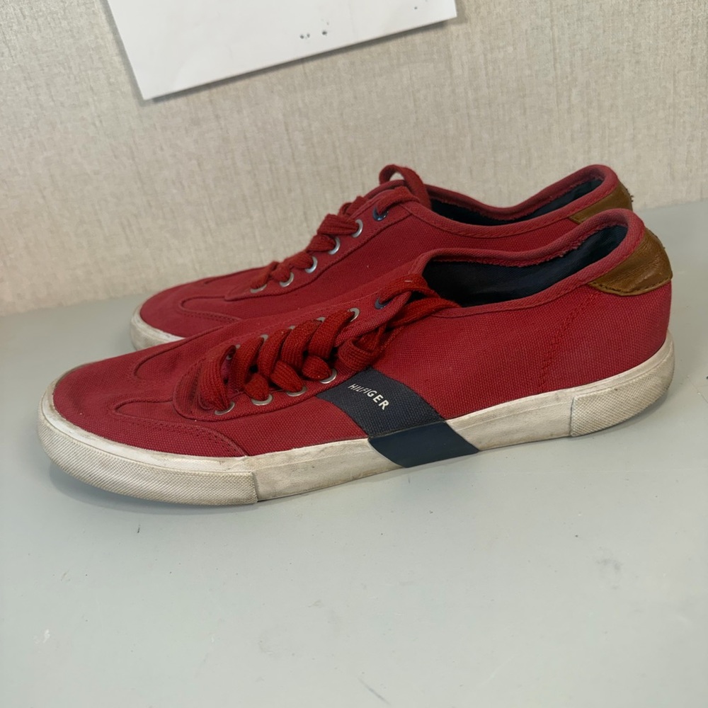 Tommy Hilfiger Men’s Red Low-Top‎ Canvas Sneakers